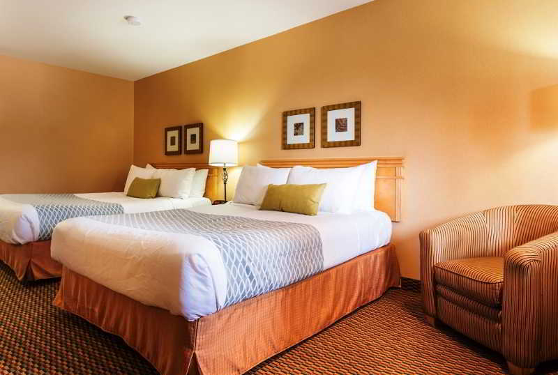 Accent Inns Kamloops Bagian luar foto